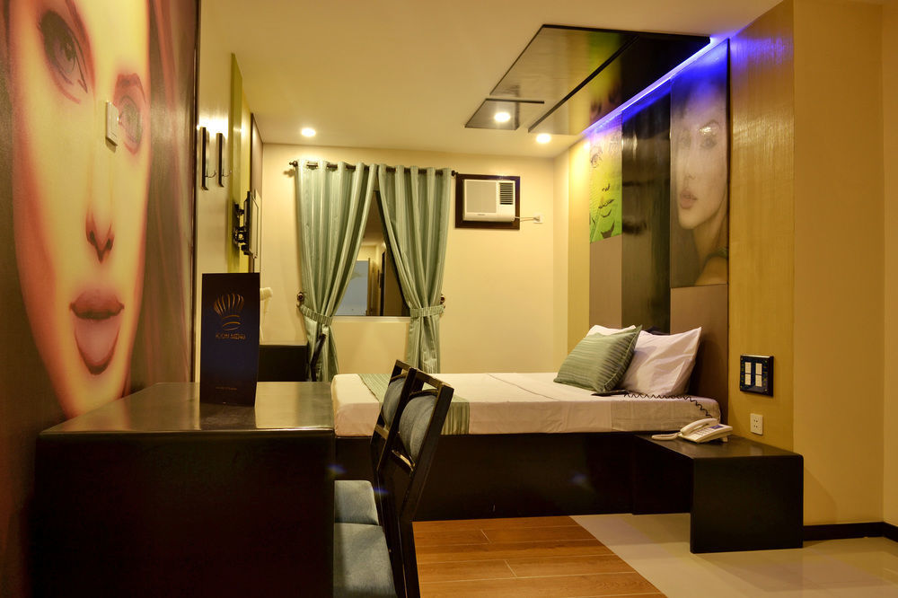 Icon Hotell Manila Exteriör bild