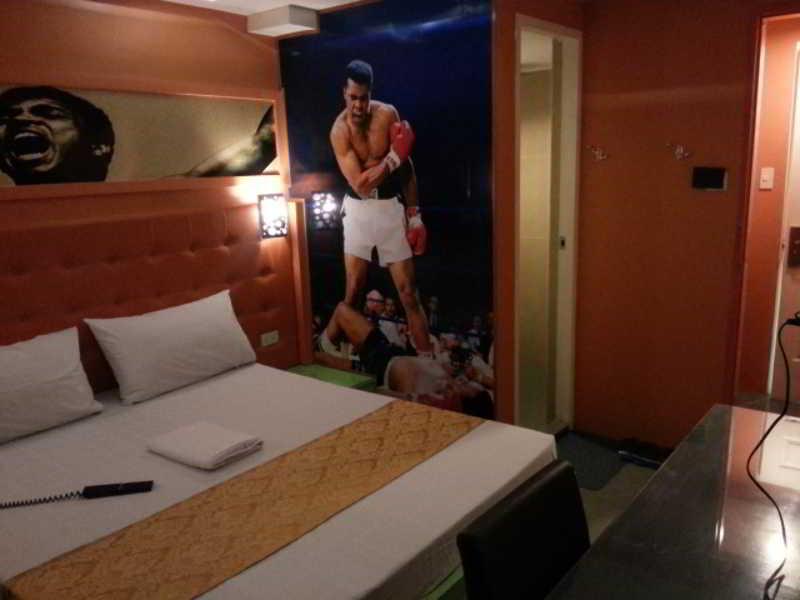 Icon Hotell Manila Exteriör bild